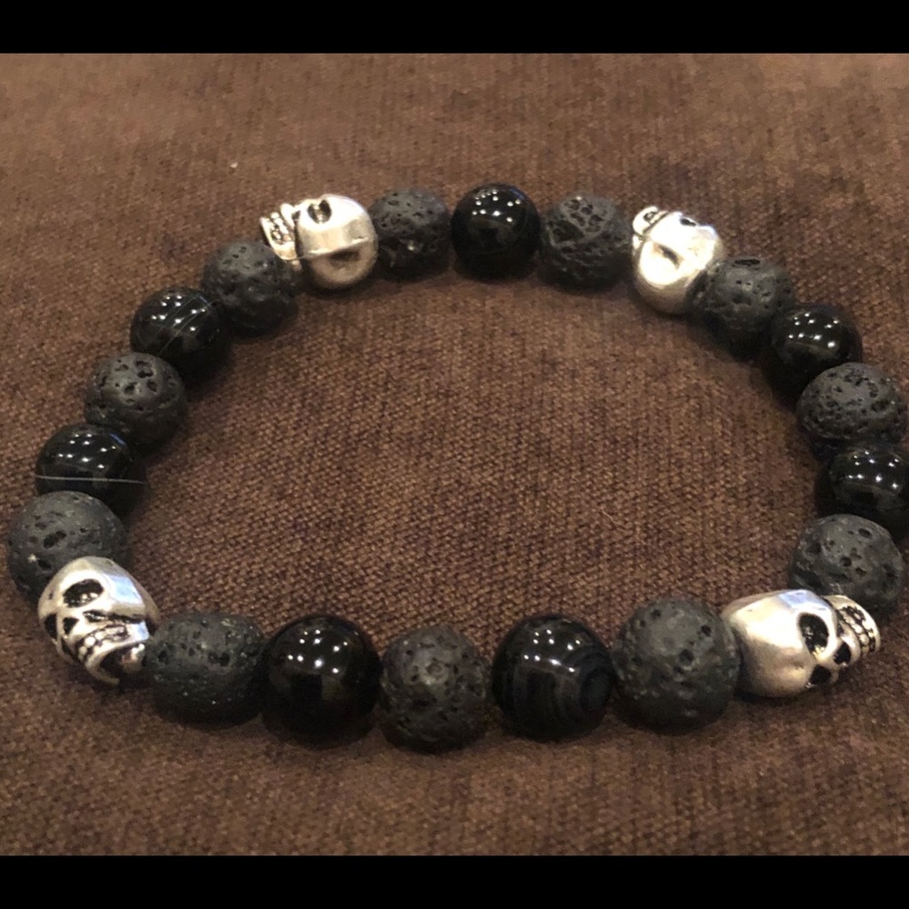 Black Lava & Onyx Gemstone Stretch Bracelet w/ Silver Skull Accents – Handmade - Picture 1 of 2
